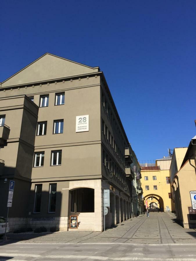 Apartmany Jarkova Prešov Exteriör bild